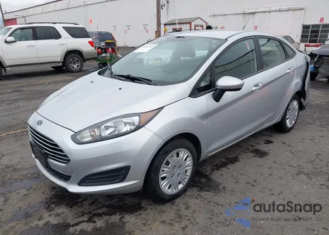 2015 Ford Fiesta S из США, поврежденный, VIN 3FADP4AJ4FM124022
